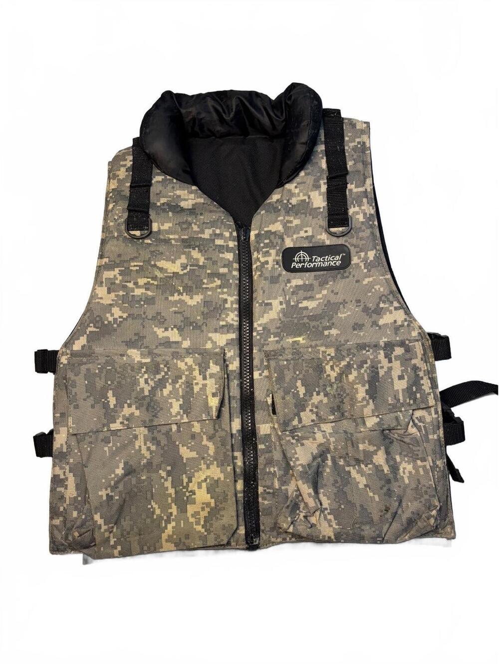 Tactical Reversible Camouflage Vest with Multiple Pockets